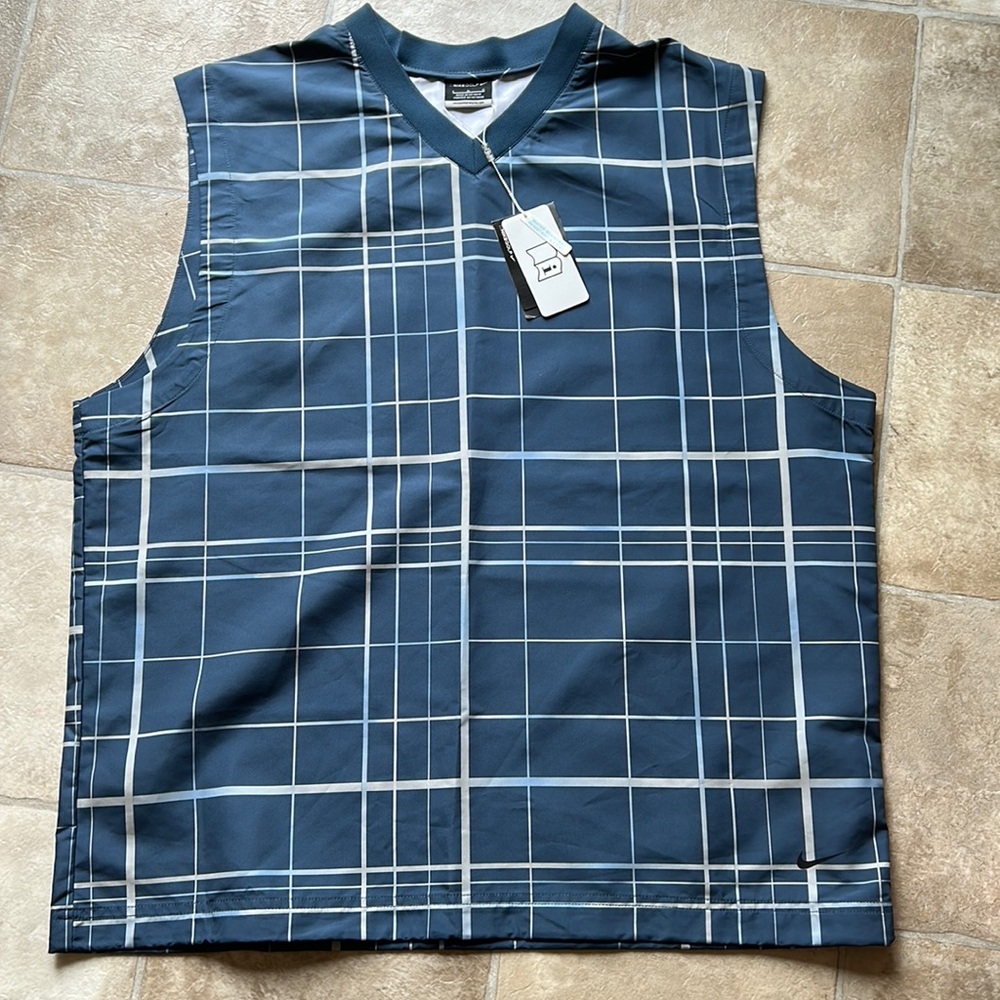 Nike Gold pull over vest new with tags